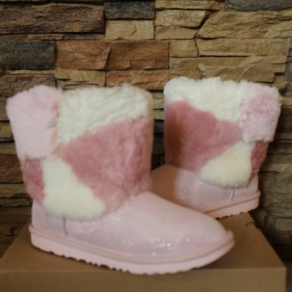 UGG Classic Short PATCHWORK FLUFF Boots NEW! - Picture 2 of 8